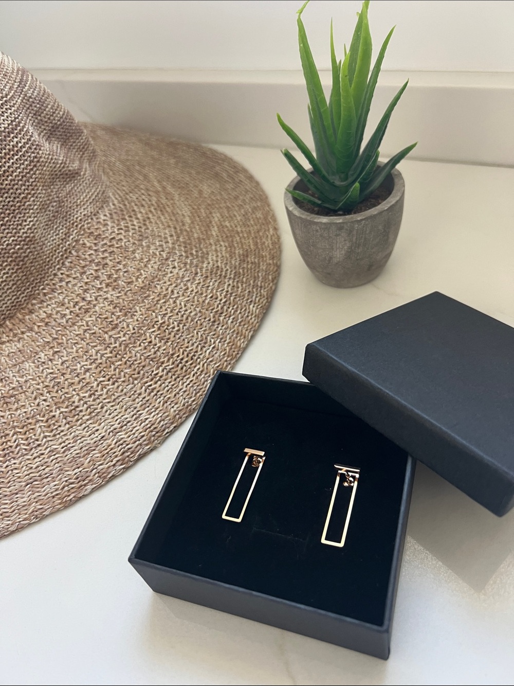 Minimalist Gold Rectangle Drop Earrings - Women Accessories